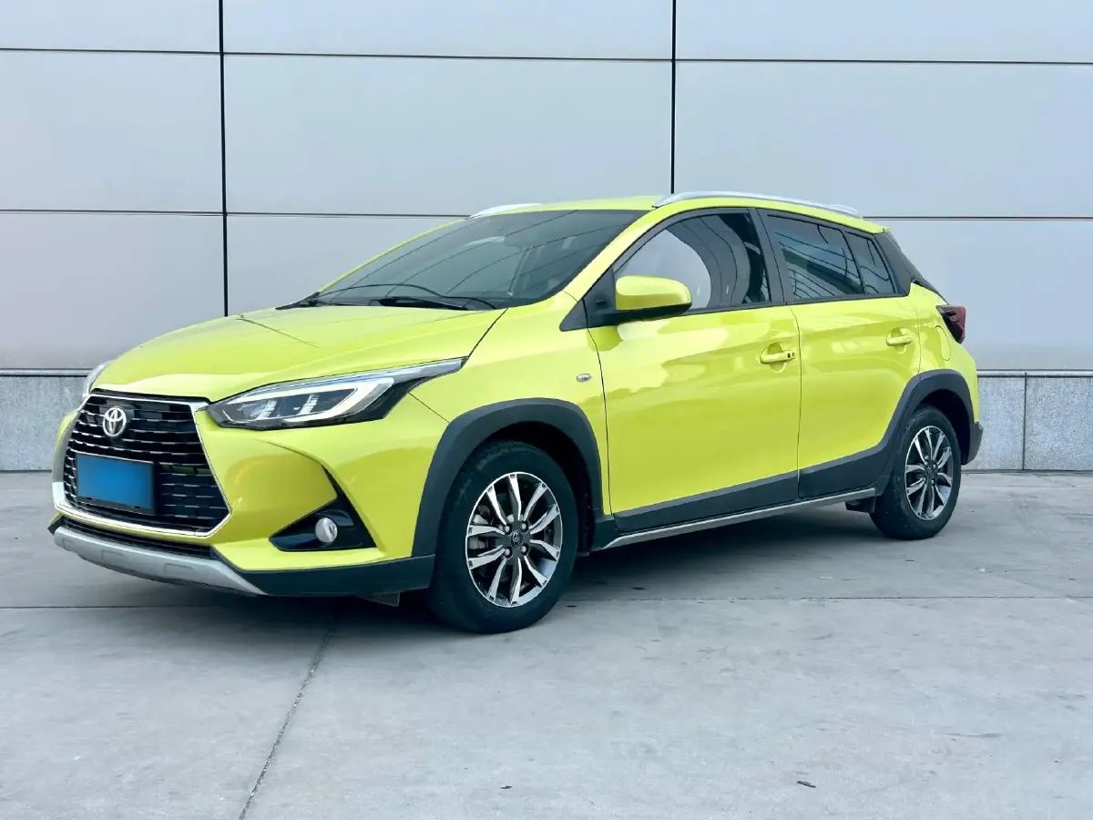 2022 Toyota Yaris L 1.5L 112HP L4 CVT