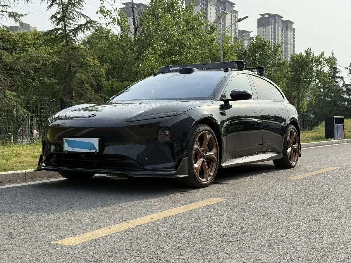 2024 NIO ET5T BEV 75KWH