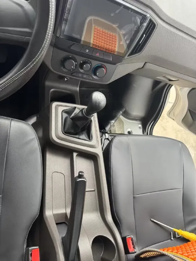 2021 WuLing RongGuang New Truck Special 1.8L 125HP L4 5MT,autocango,china used car exporter,china ev exporter,chinese used car exporter,chinese used ev exporter