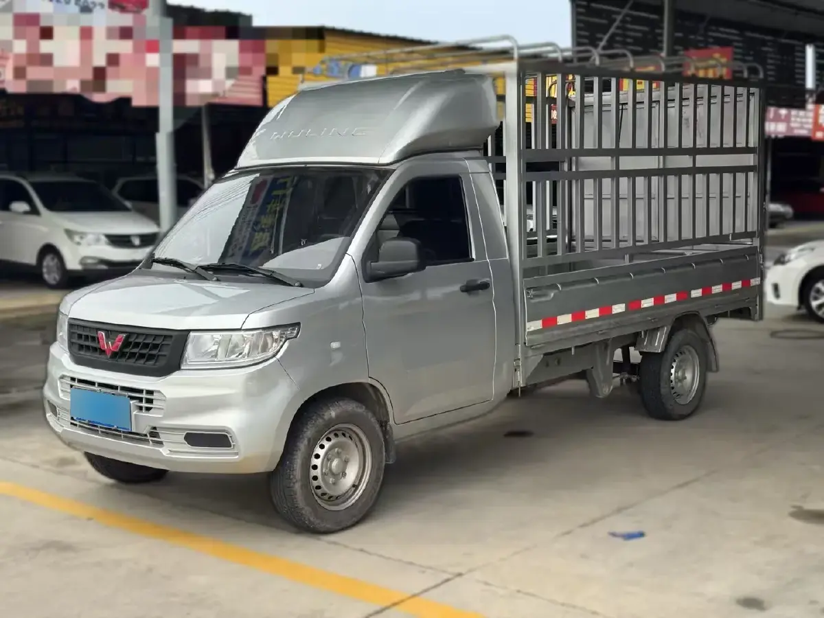 2021 WuLing RongGuang New Truck Special 1.8L 125HP L4 5MT