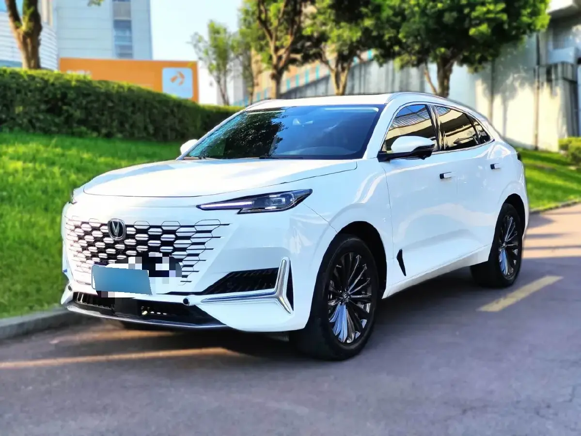 2022 ChangAn UNI-K iDD 1.5T 170HP L4 6TCT PHEV 30.74KWH