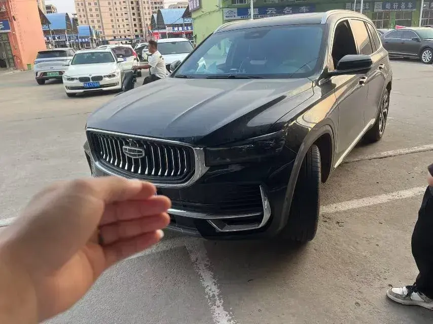 2021 Geely Monjaro 2.0T 218HP L4 7DCT