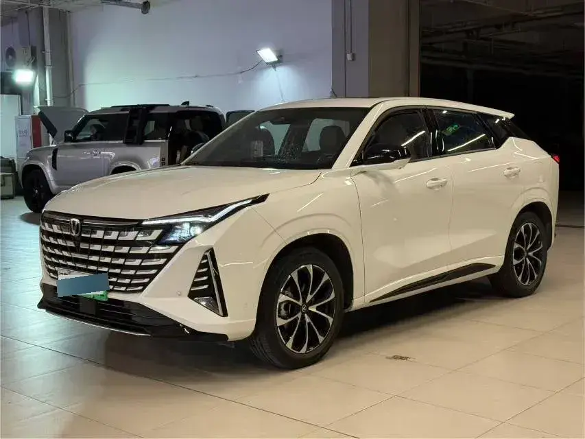 2024 ChangAn UNI-Z 1.5L 98HP L4 E-CVT PHEV 18.4KWH