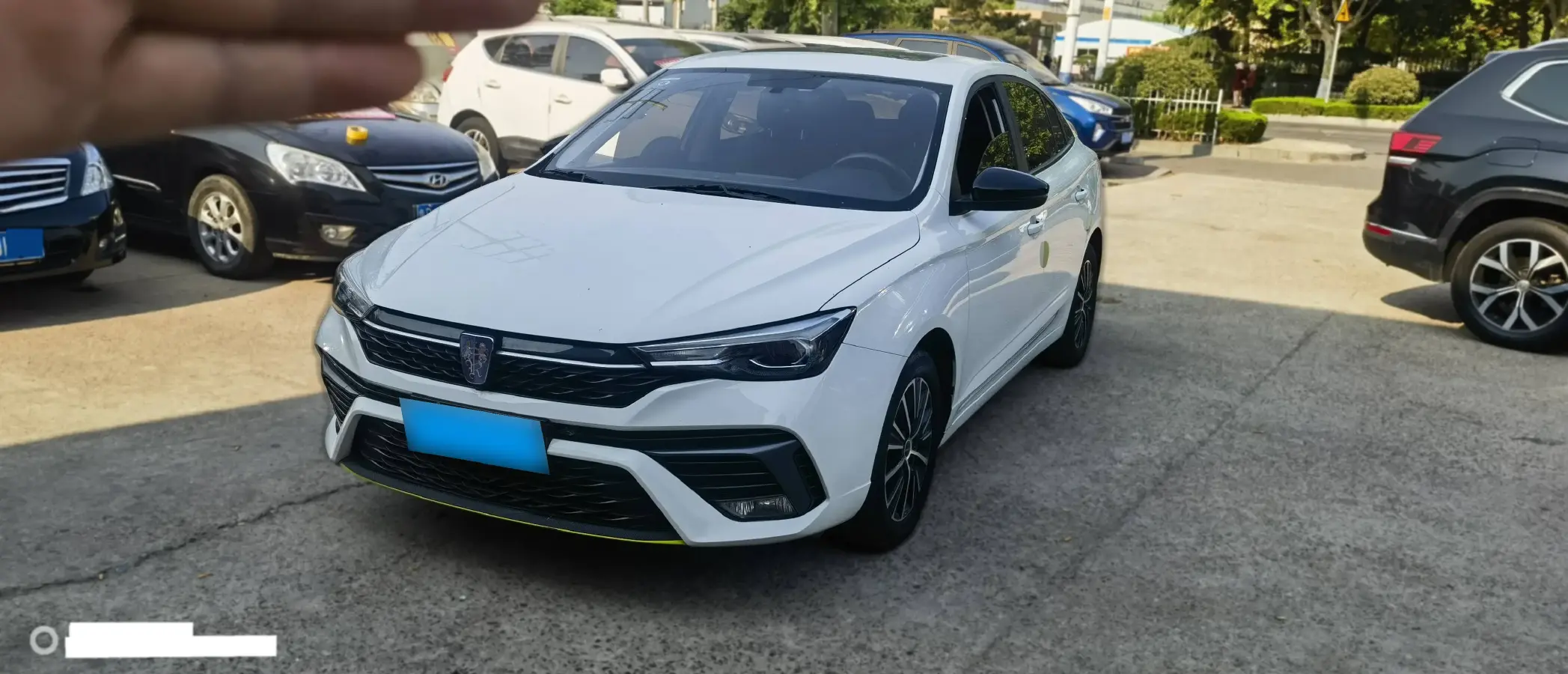2021 Roewe i5 1.5L 120HP L4 CVT