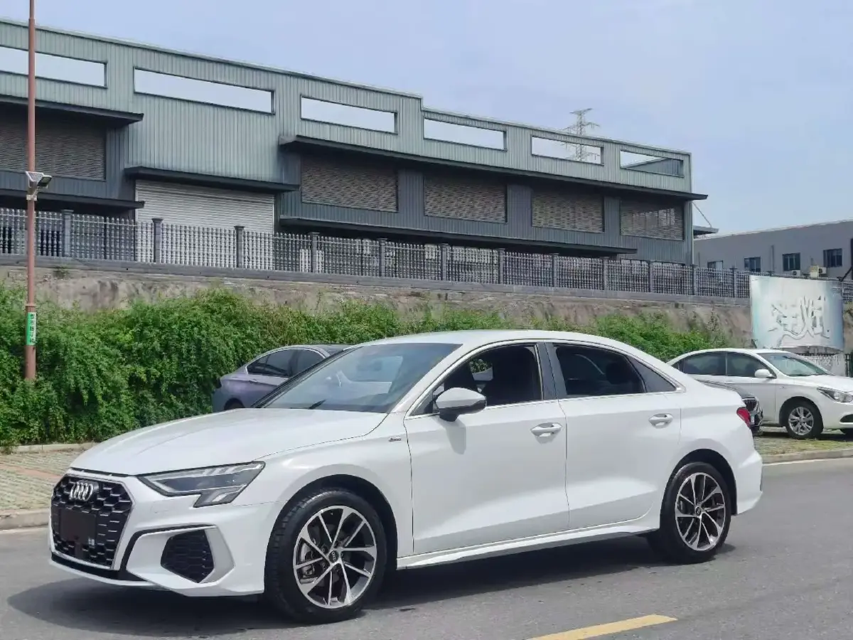 2022 Audi A3 1.4T 150HP L4 7DCT