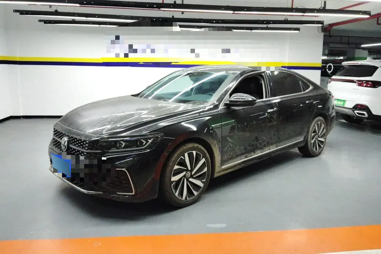 2022 Volkswagen Passat 2.0T 186HP L4 7DCT