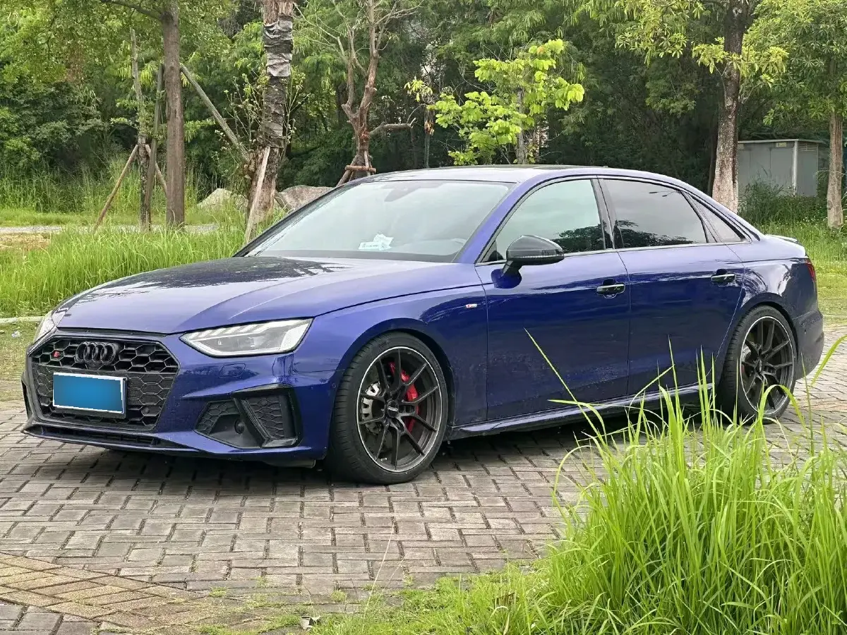 2020 Audi A4L 2.0T 252HP L4 7DCT