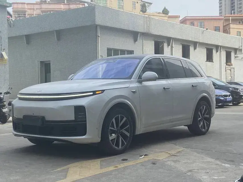 2023 Li L7 Range Extended 154HP REEV 40.9KWH