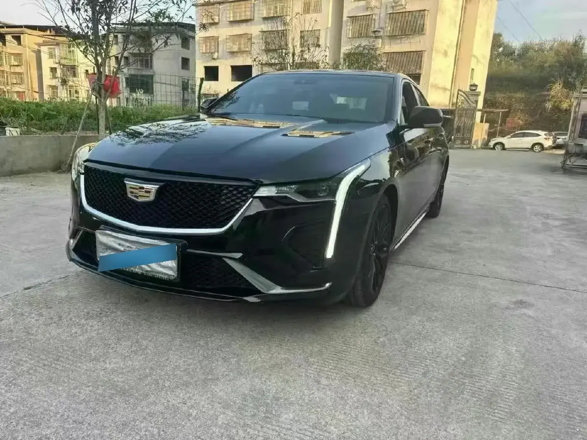 2022 Cadillac CT4 2.0T 237HP L4 8AT