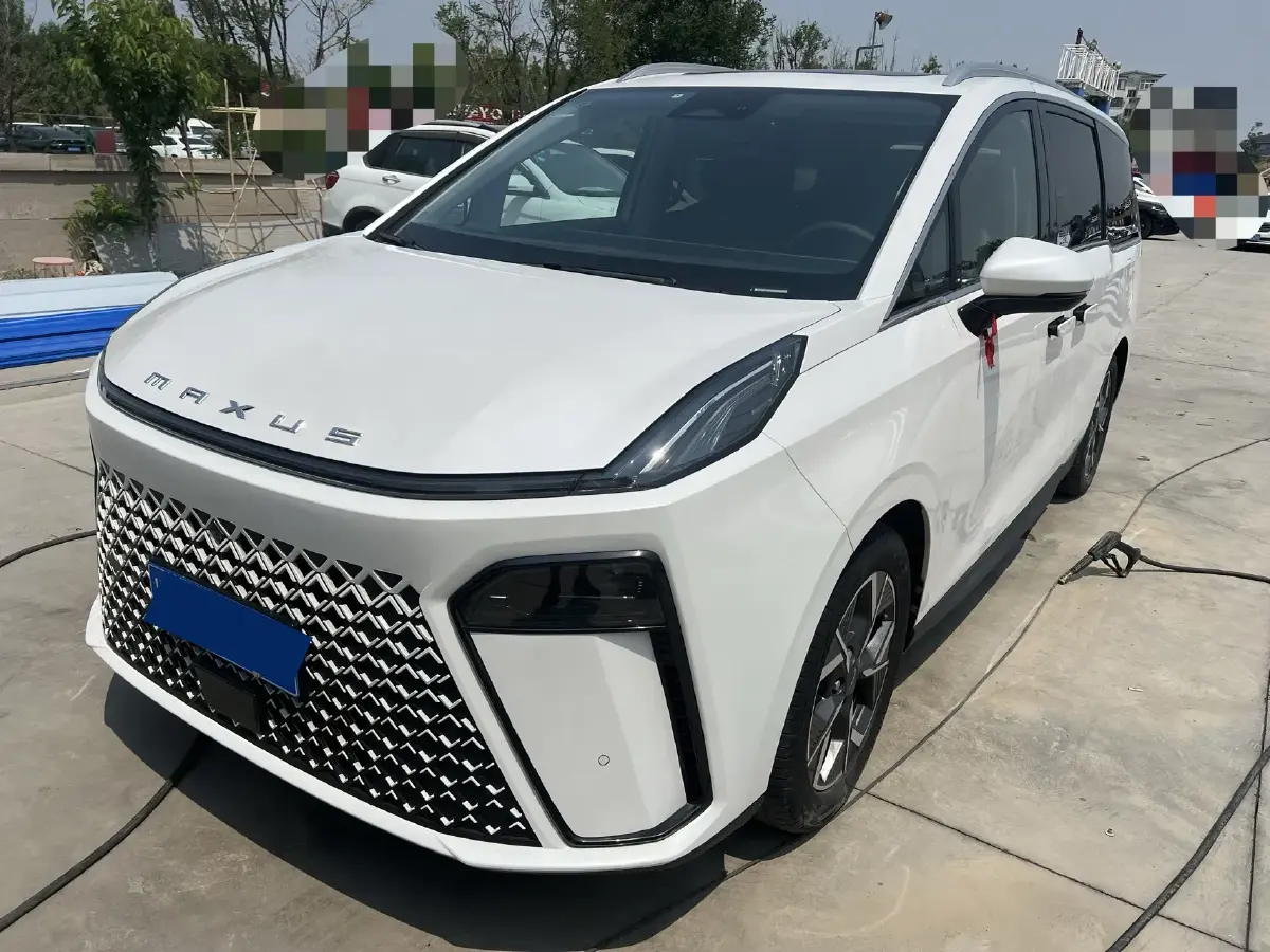 2023 MAXUS G90 2.0T 234HP L4 8AT