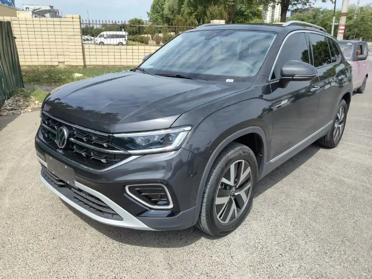 2024 Volkswagen Tayron 2.0T 186HP L4 7DCT