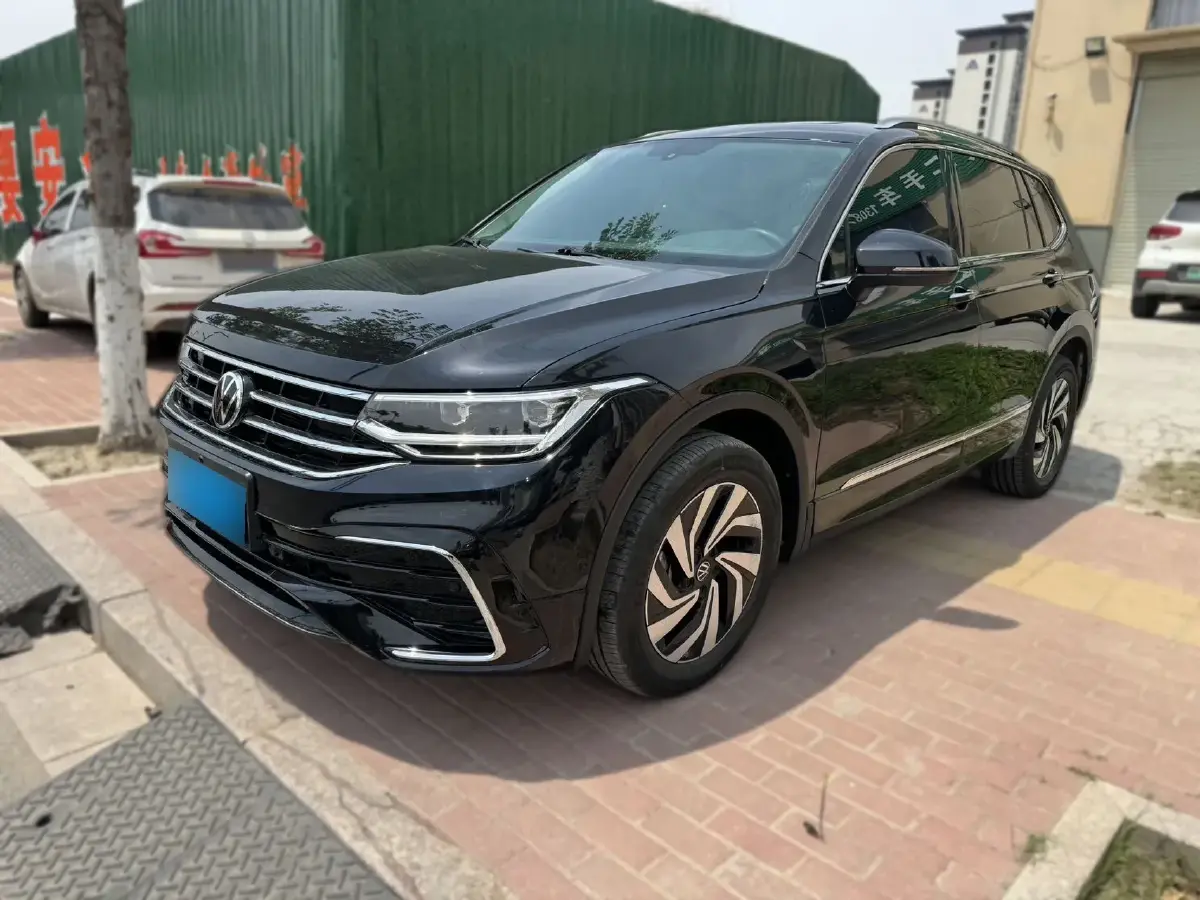 2024 Volkswagen Tiguan L 2.0T 186HP L4 7DCT