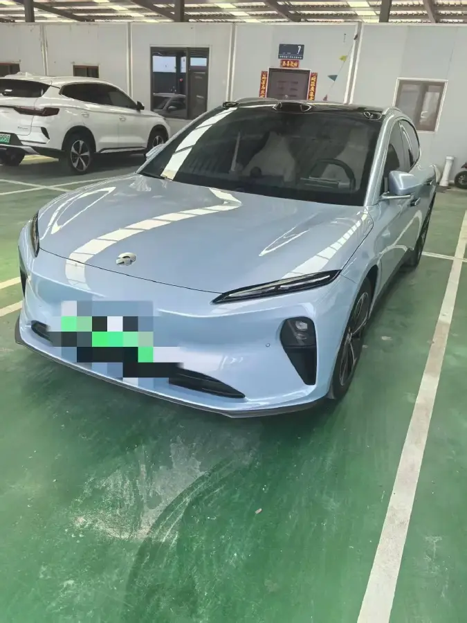 2024 NIO ET5T BEV 75KWH