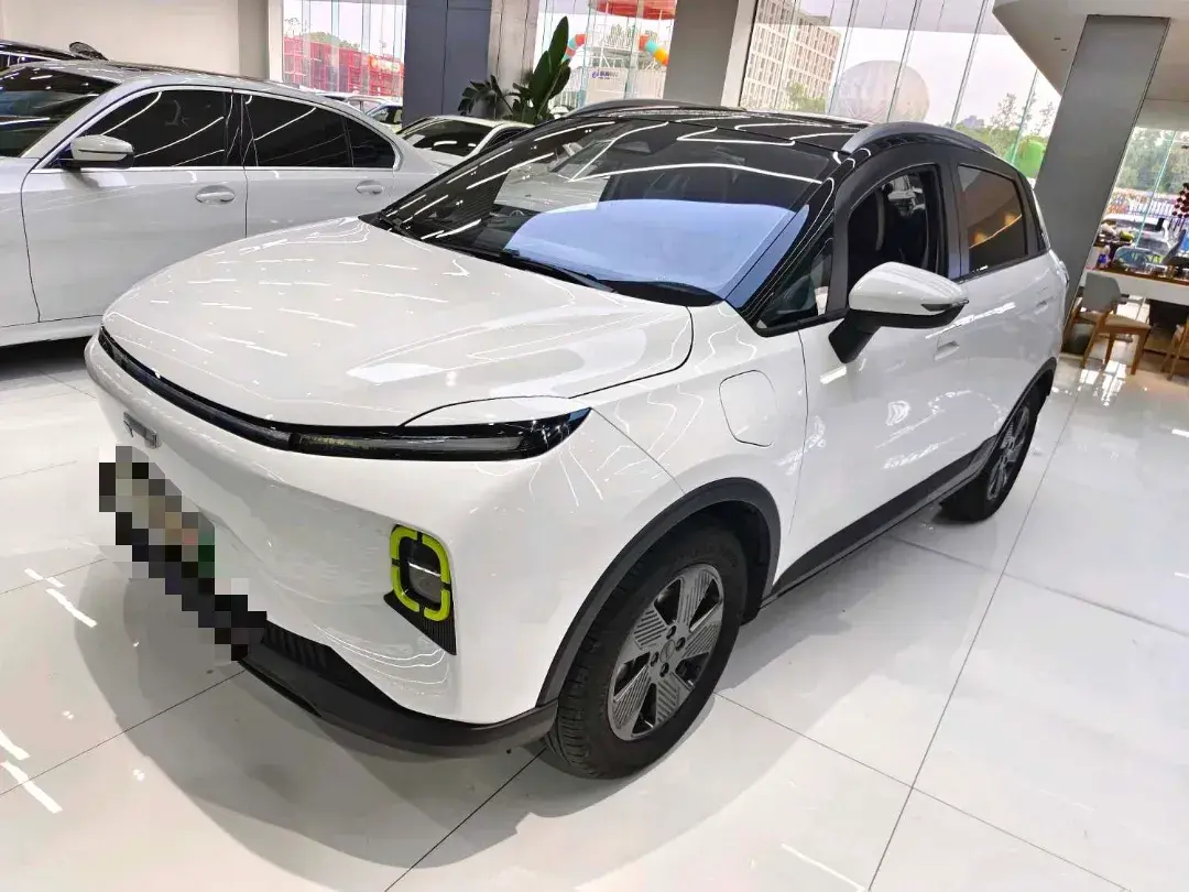 2023 Geometry E BEV 39.4KWH