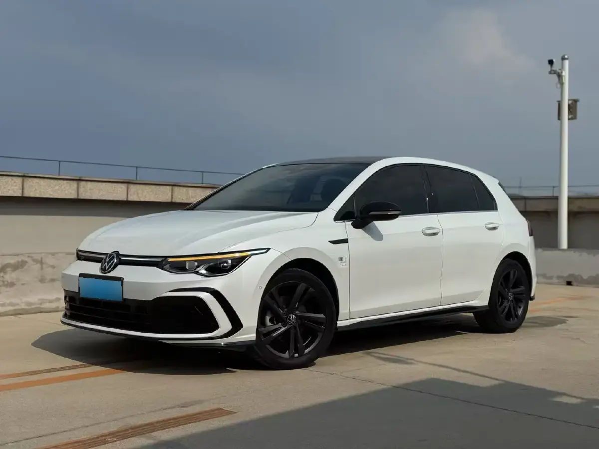 2021 Volkswagen Golf 1.4T 150HP L4 7DCT