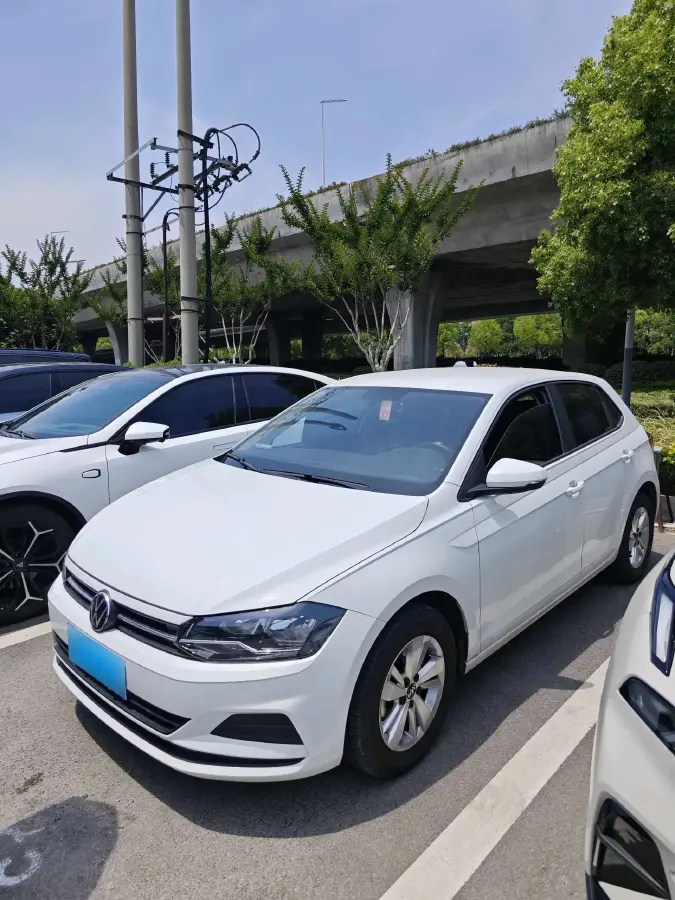 2023 Volkswagen Polo 1.5L 110HP L4 6AT