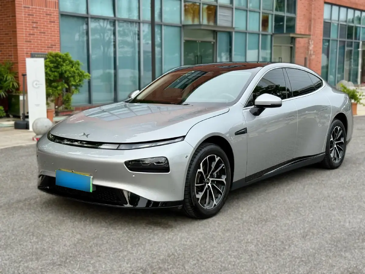 2023 Xpeng P7 BEV 70.8KWH