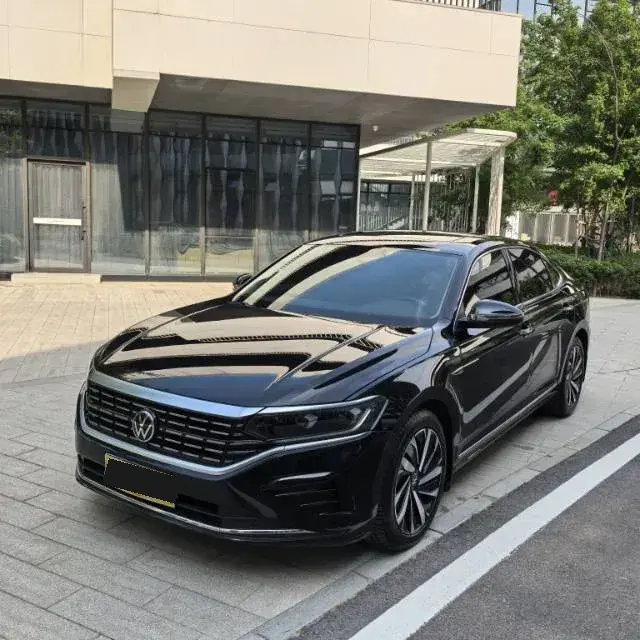 2022 Volkswagen Passat 2.0T 186HP L4 7DCT