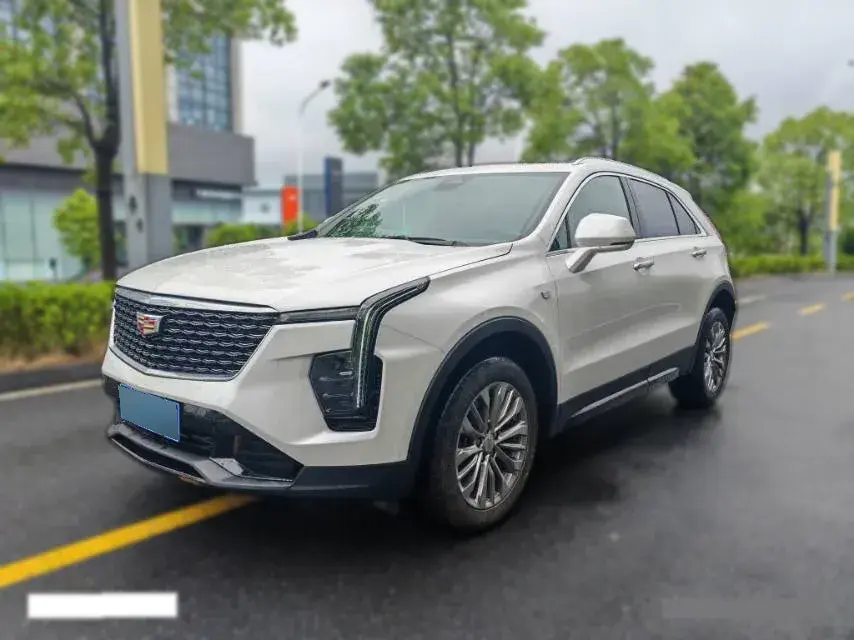 2024 Cadillac XT4 2.0T 237HP L4 9AT