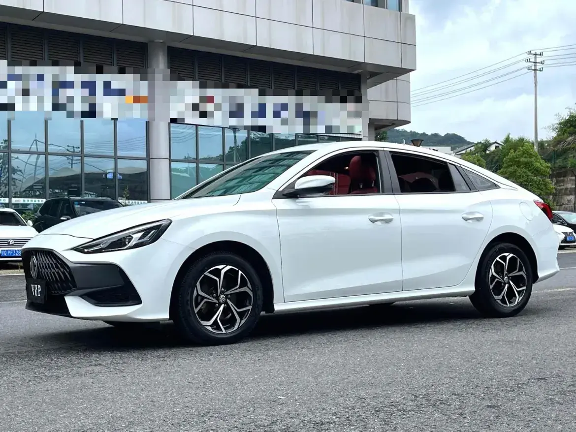 2021 MG 5 1.5L 120HP L4 CVT