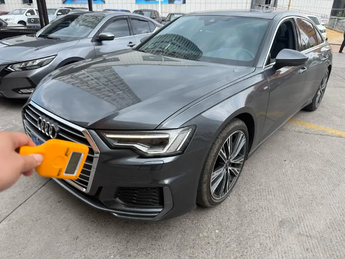 2021 Audi A6L 2.0T 224HP L4 7DCT