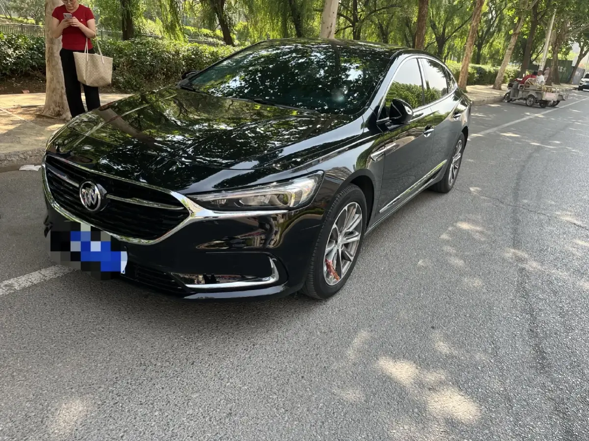 2022 Buick Larcosse 2.0T 237HP L4 9AT