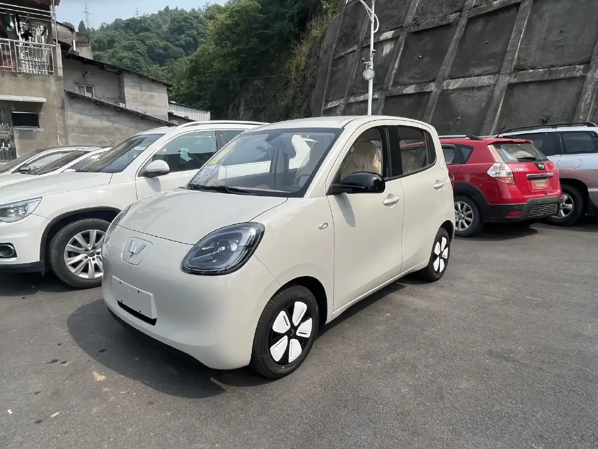 2025 WuLing HongGuang MINI EV BEV 16.2KWH