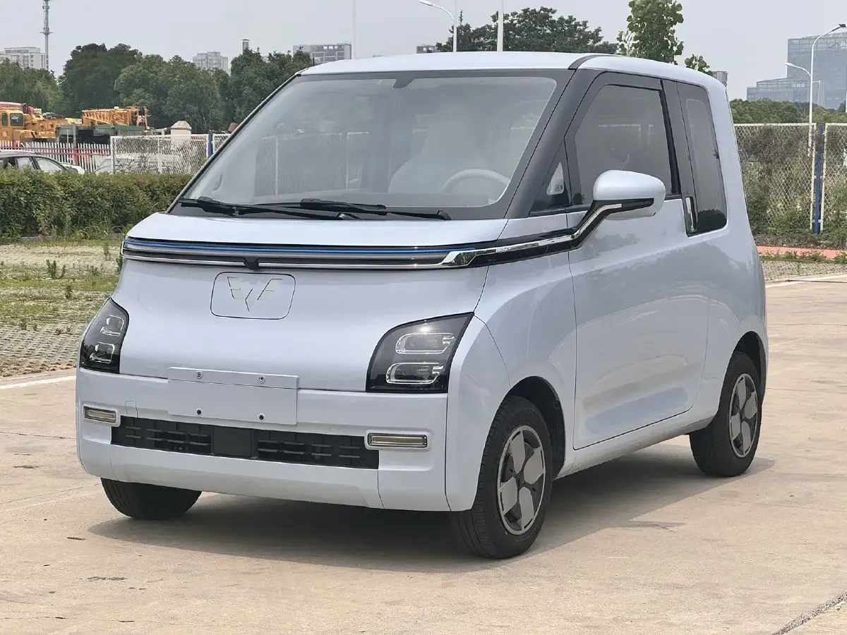2023 WuLing Air ev BEV 28.4KWH