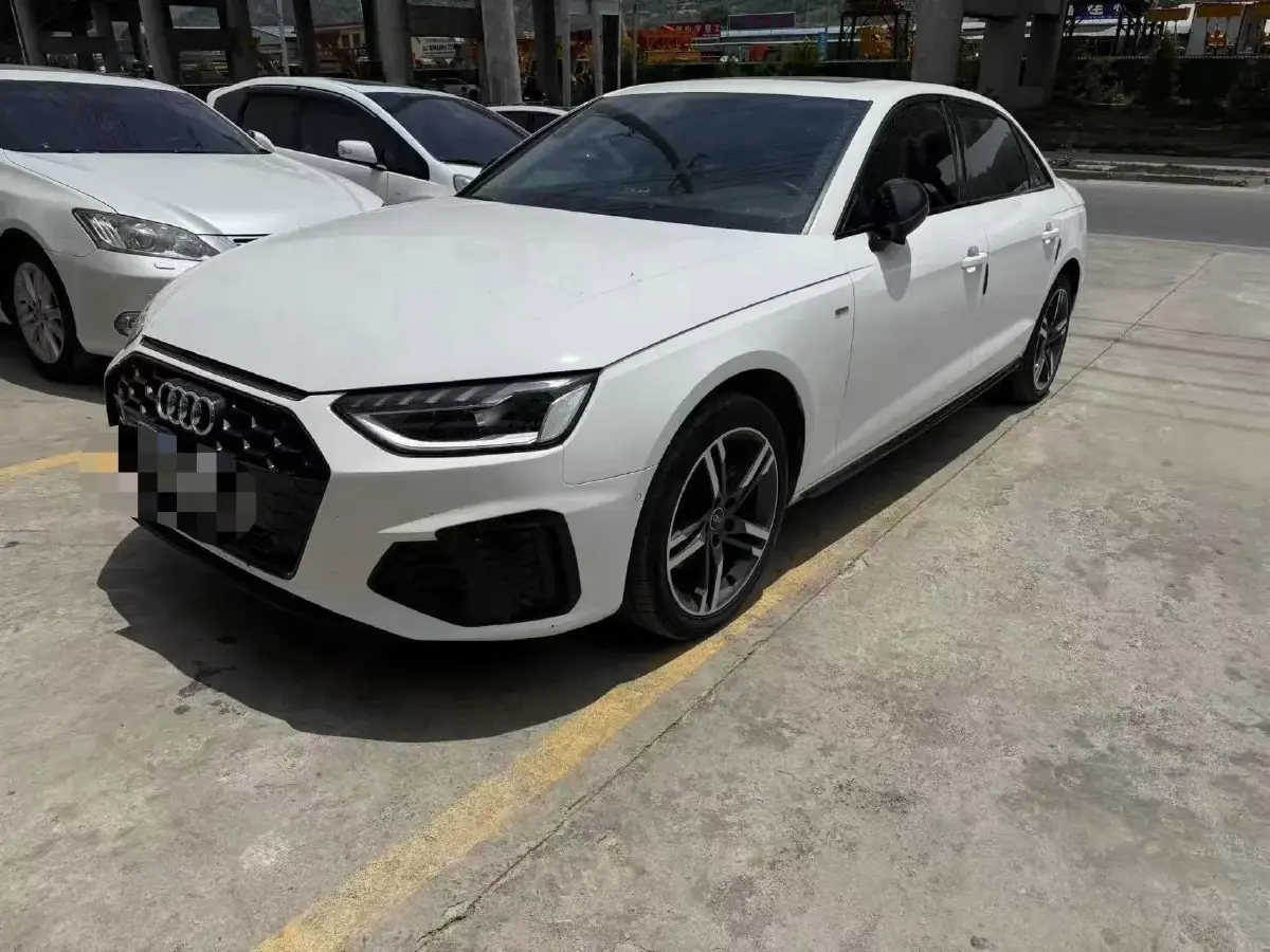 2020 Audi A4L 2.0T 190HP L4 7DCT