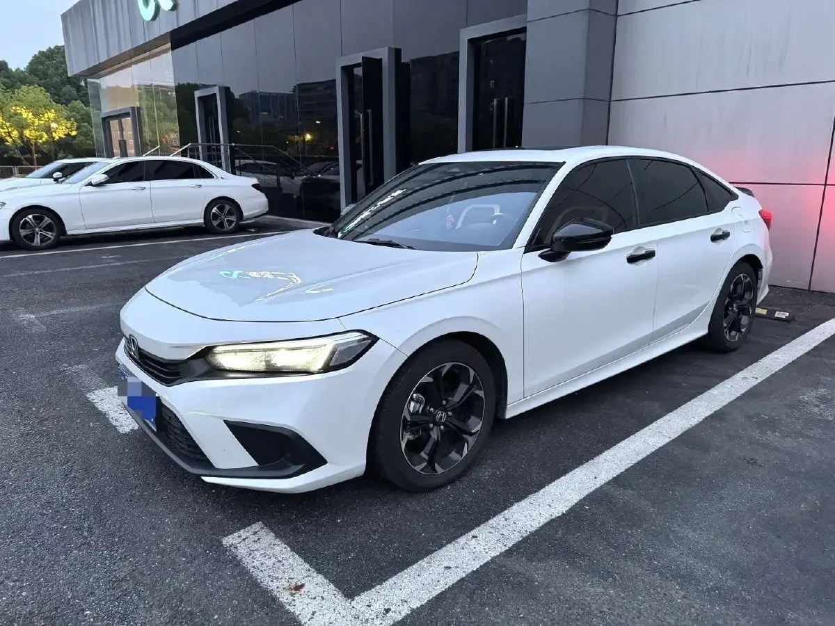 2022 Honda Civic 1.5T 182HP L4 CVT