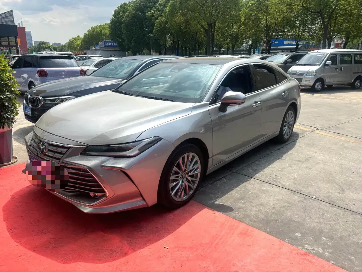 2024 Toyota Avalon 2.0L 173HP L4 CVT