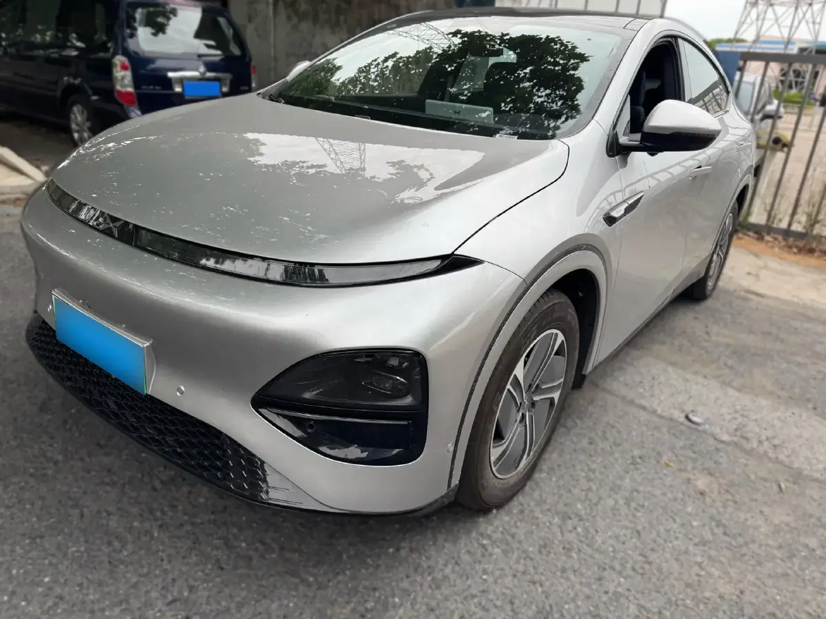 2023 Xpeng G6 BEV 66KWH