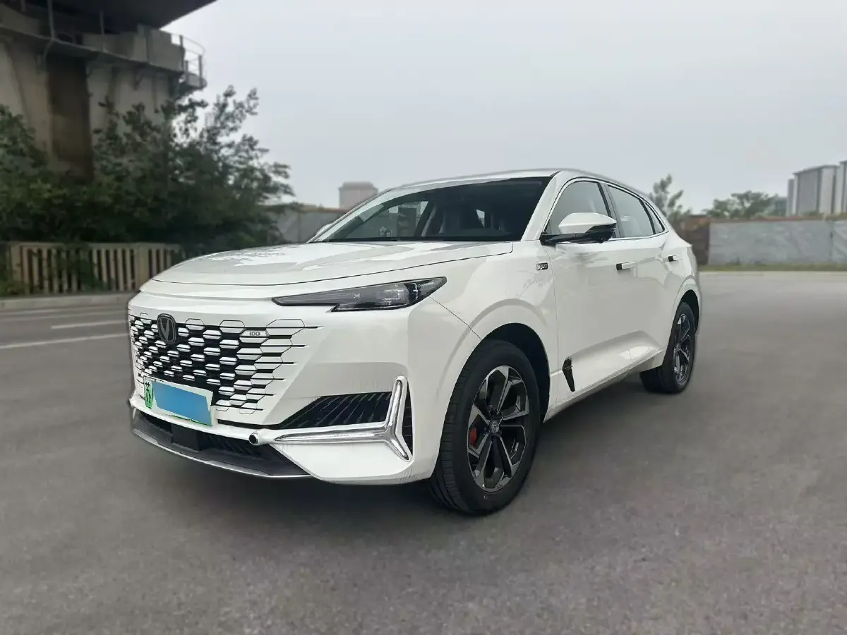 2024 ChangAn UNI-K iDD 1.5T 170HP L4 6TCT PHEV 28.4KWH