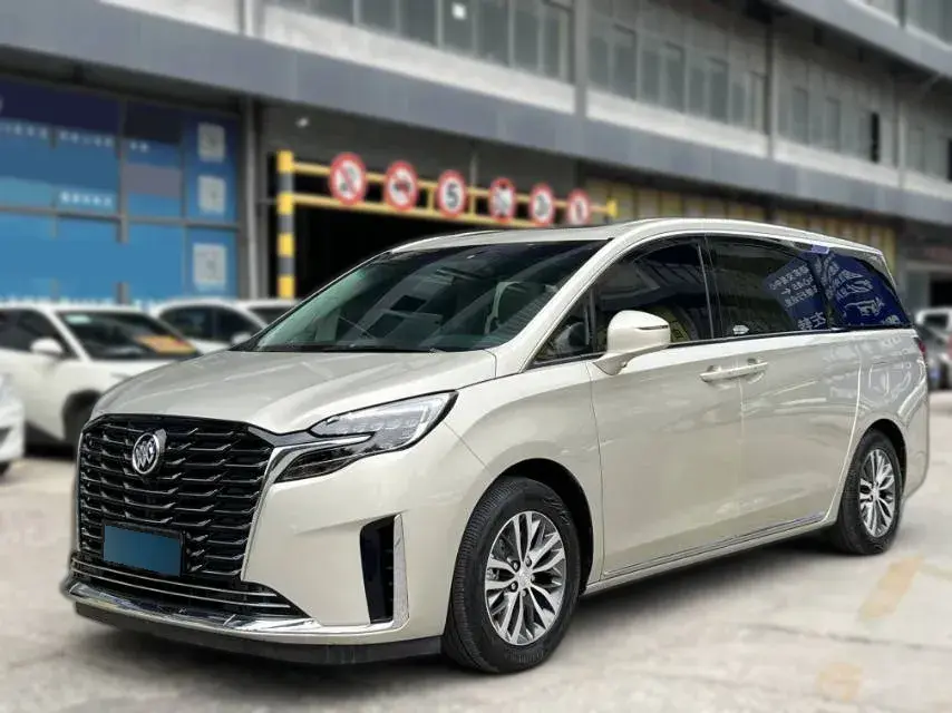 2023 Buick GL8 2.0T 237HP L4 9AT