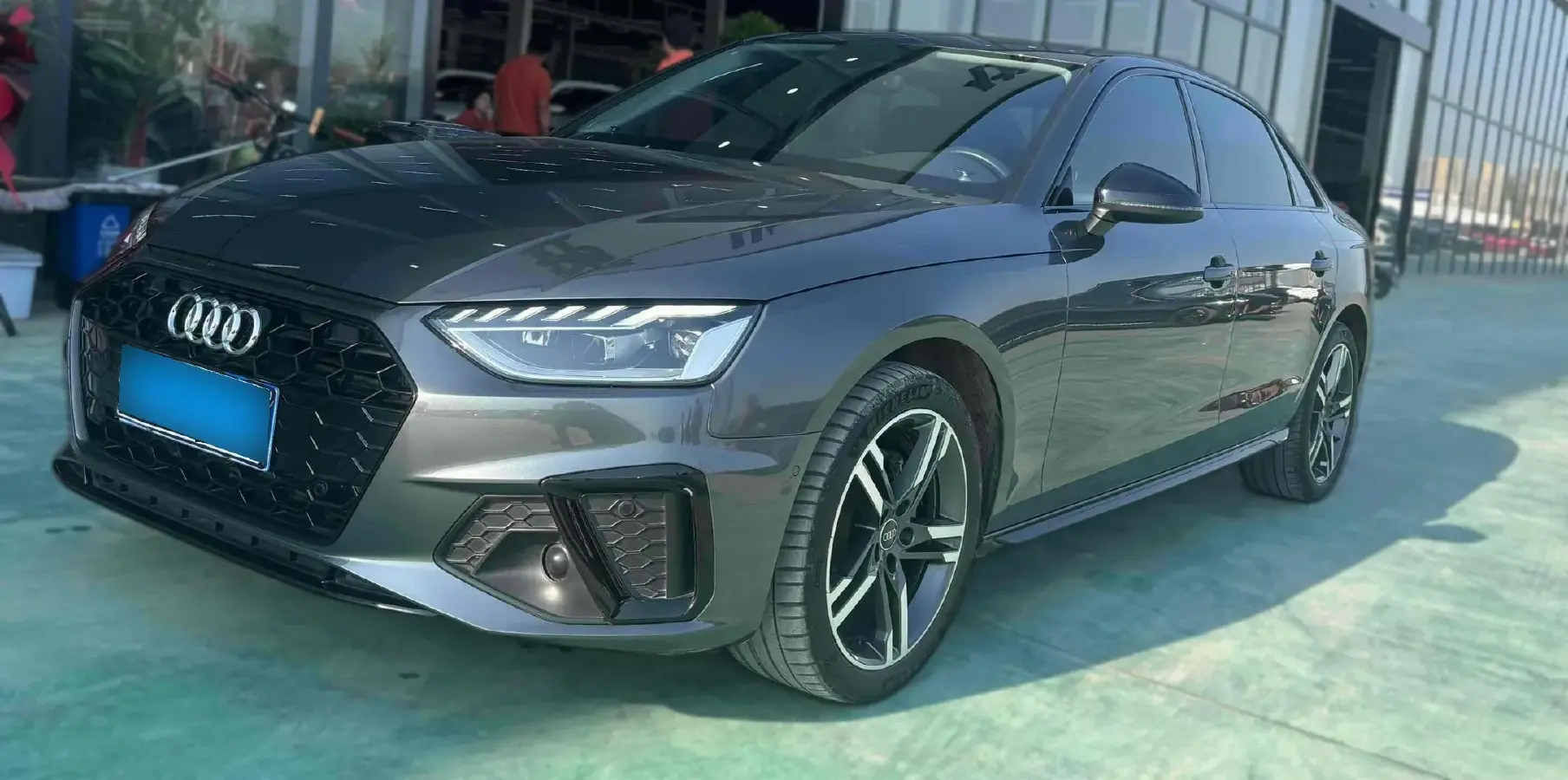 2022 Audi A4L 2.0T 190HP L4 7DCT