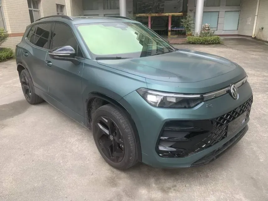 2025 Volkswagen Tayron 2.0T 186HP L4 7DCT,autocango,china used car exporter,china ev exporter,chinese used car exporter,chinese used ev exporter
