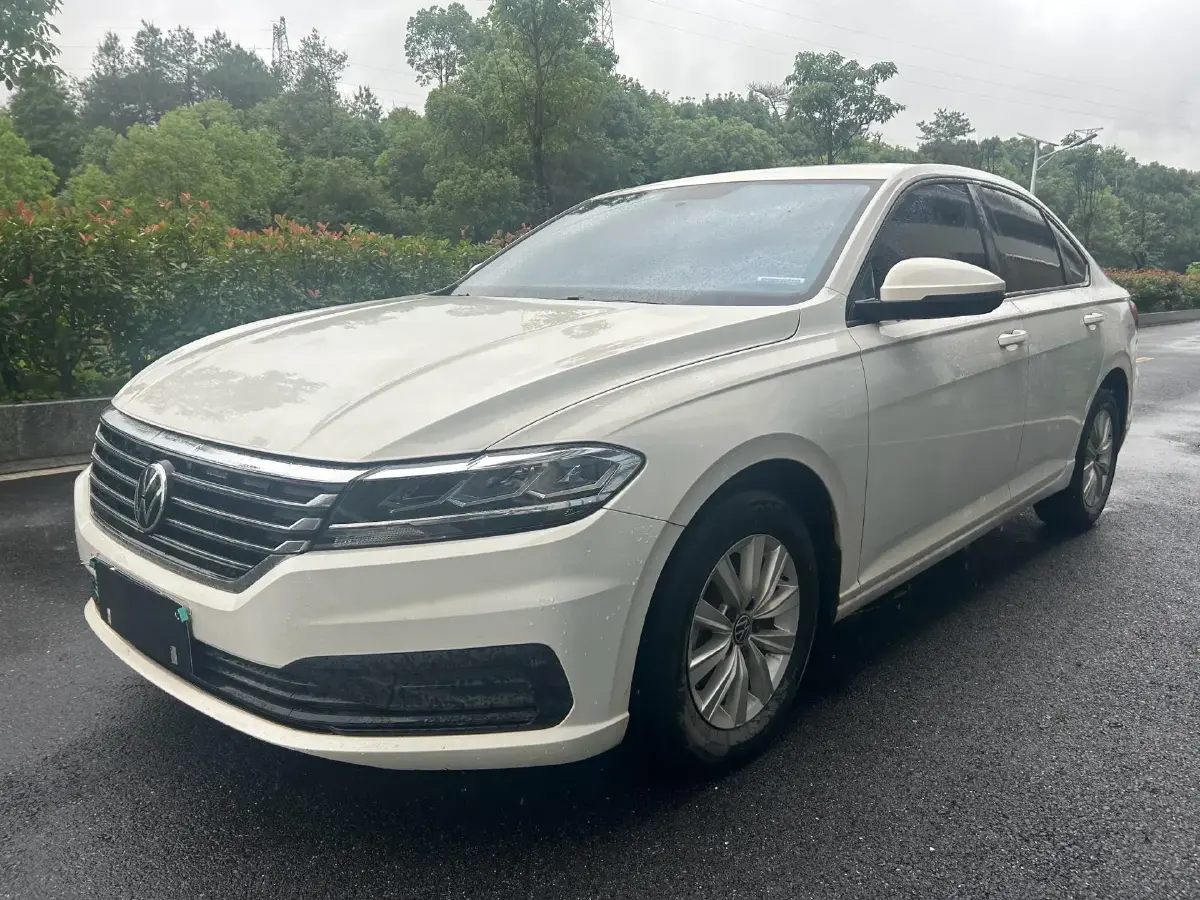 2022 Volkswagen Lavida 1.5L 113HP L4 6AT