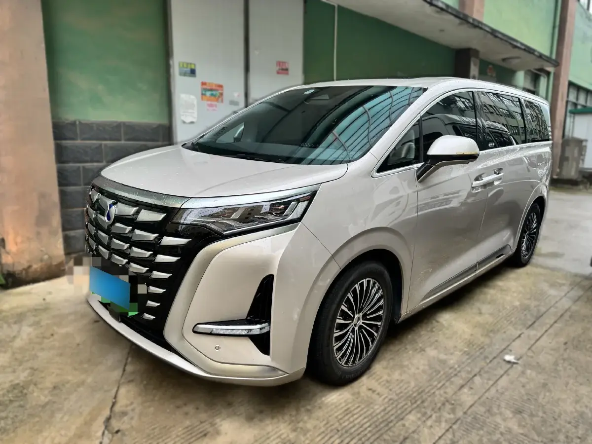 2022 Denza D9 1.5T 139HP L4 E-CVT PHEV 40.06KWH