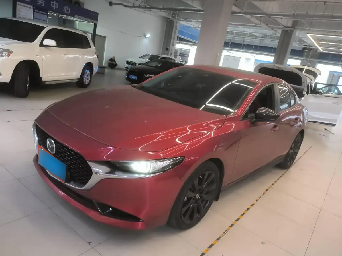 2022 Mazda 3 Axela 2.0L 158HP L4 6AT