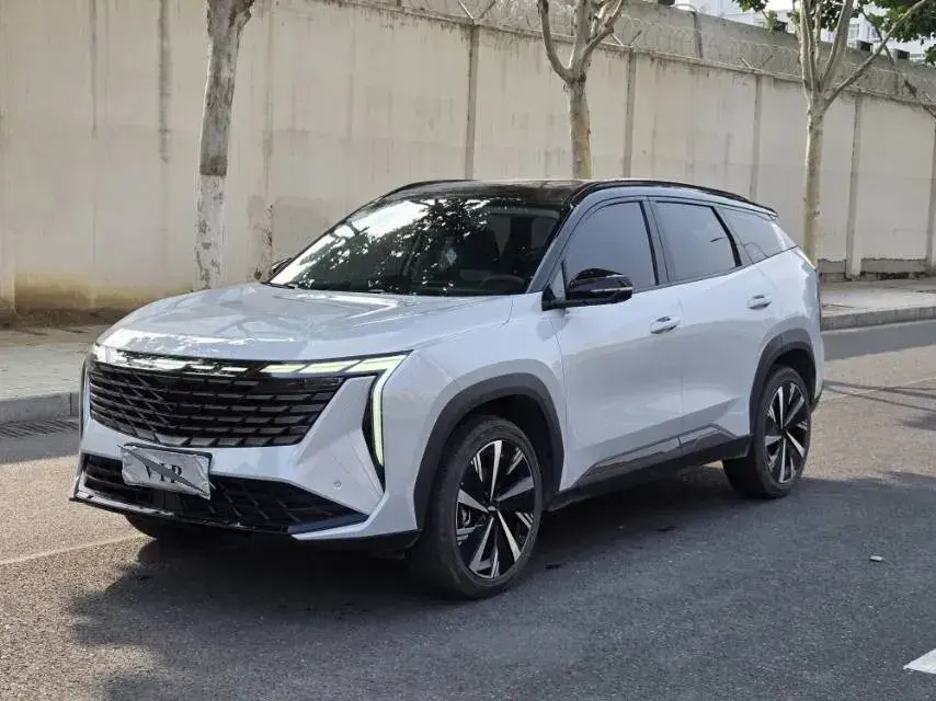 2024 Geely StarRay 1.5T 181HP L4 7DCT