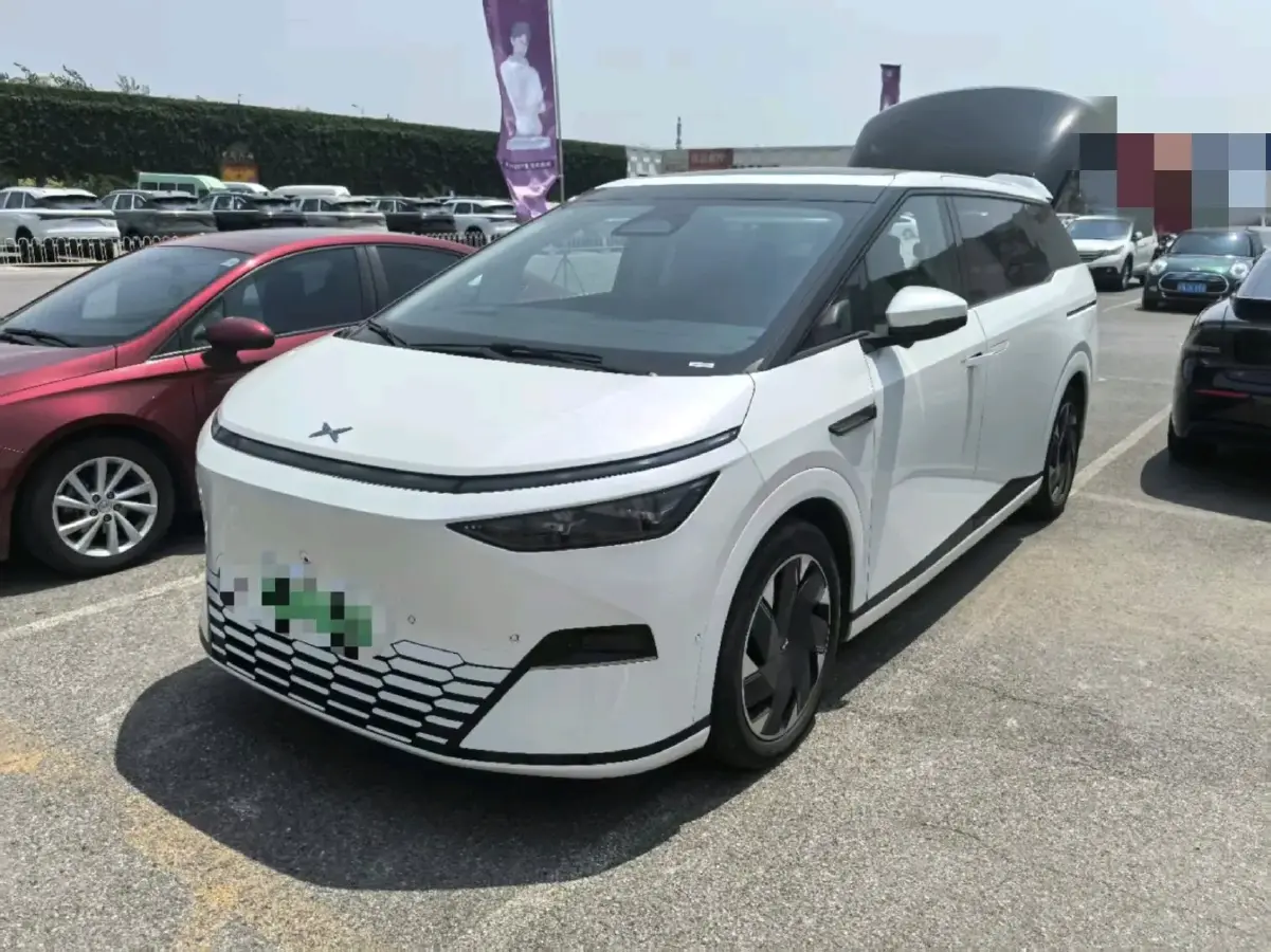 2024 Xpeng X9 BEV 101.5KWH
