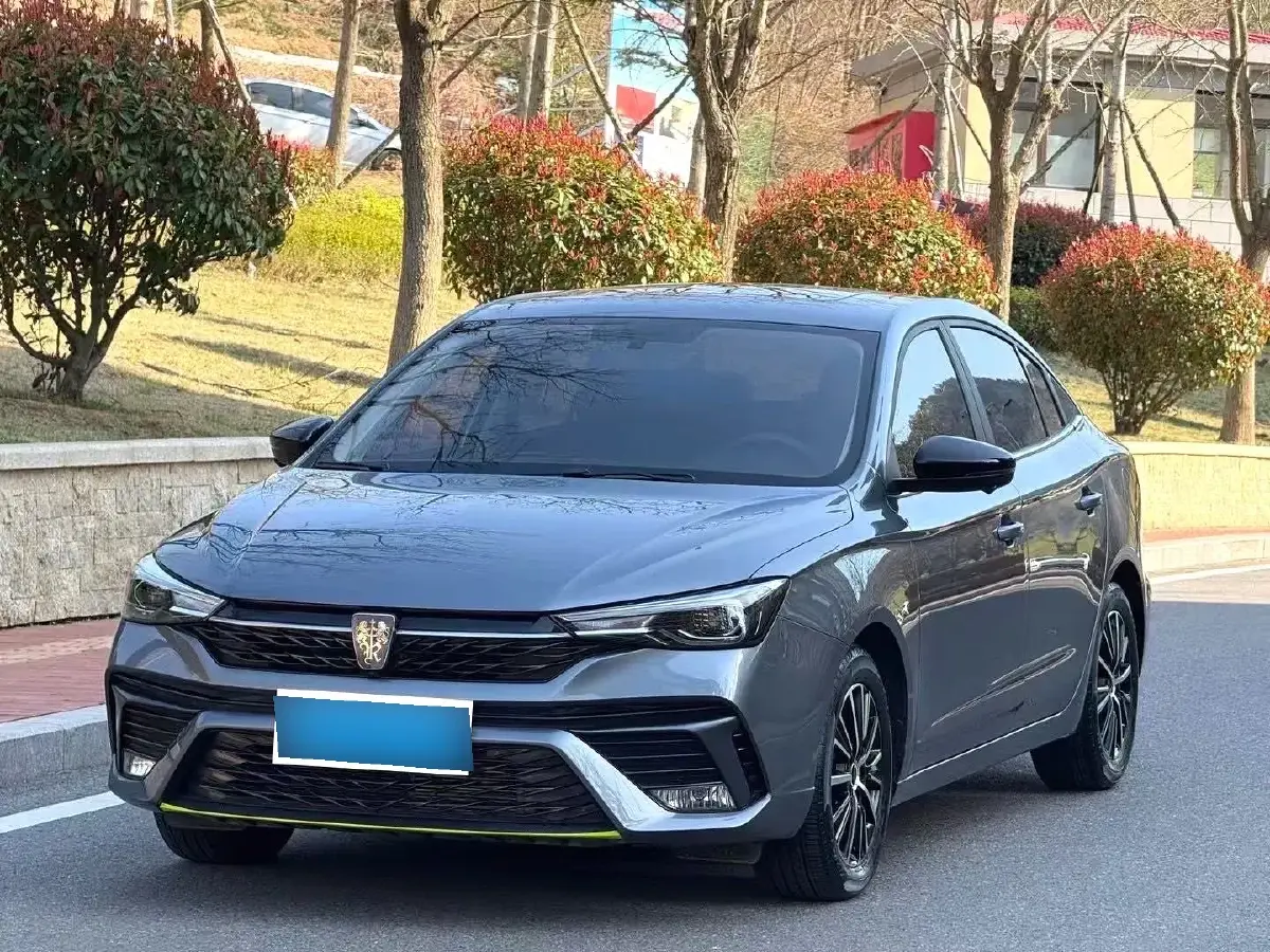 2021 Roewe i5 1.5L 120HP L4 CVT