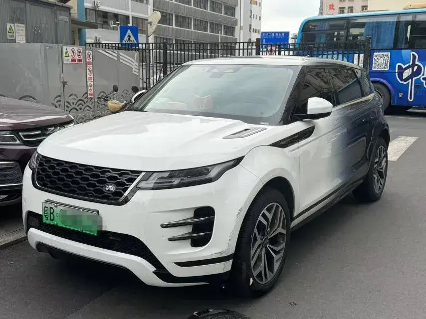 2023 Land Rover Range Rover Evoque 1.5T 200HP L3 8AT PHEV 15.5KWH