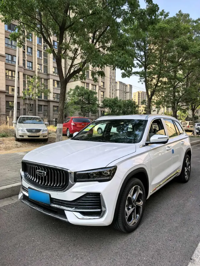 2024 Geely Monjaro 2.0T 218HP L4 7DCT