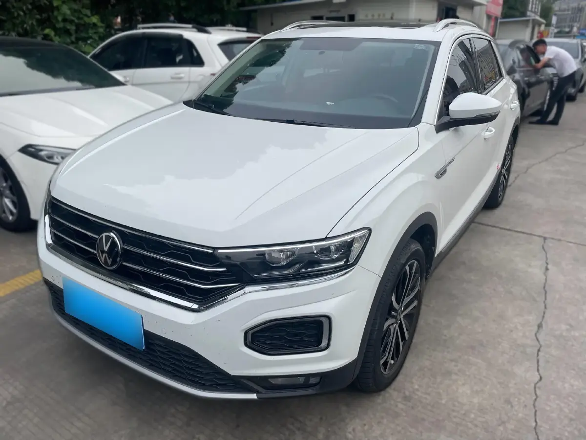 2021 Volkswagen T-Roc 1.4T 150HP L4 7DCT