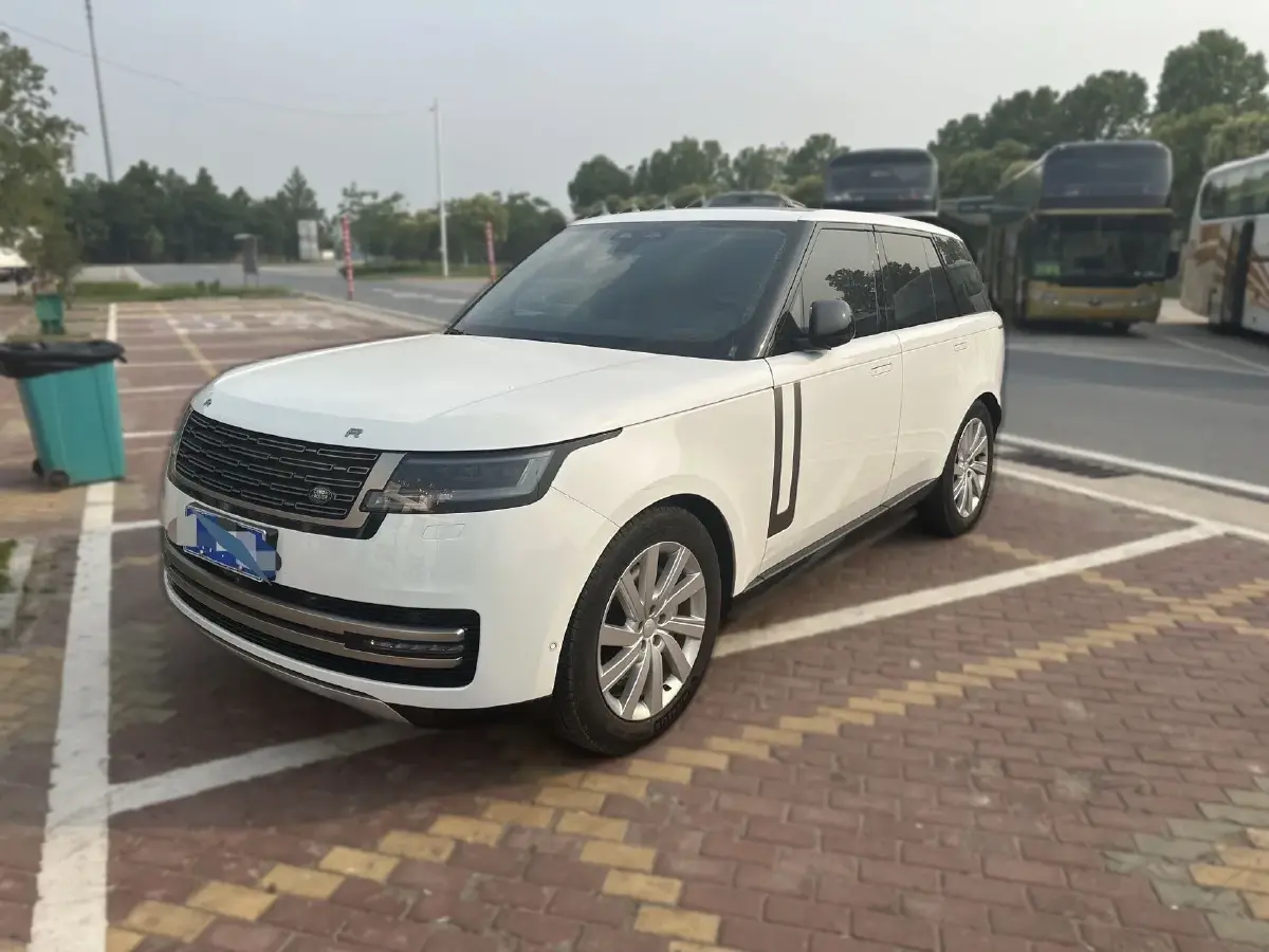 2023 Land Rover Range Rover 3.0T 360HP L6 8AT