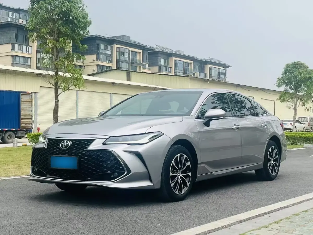 2022 Toyota Avalon 2.5L 209HP L4 8AT