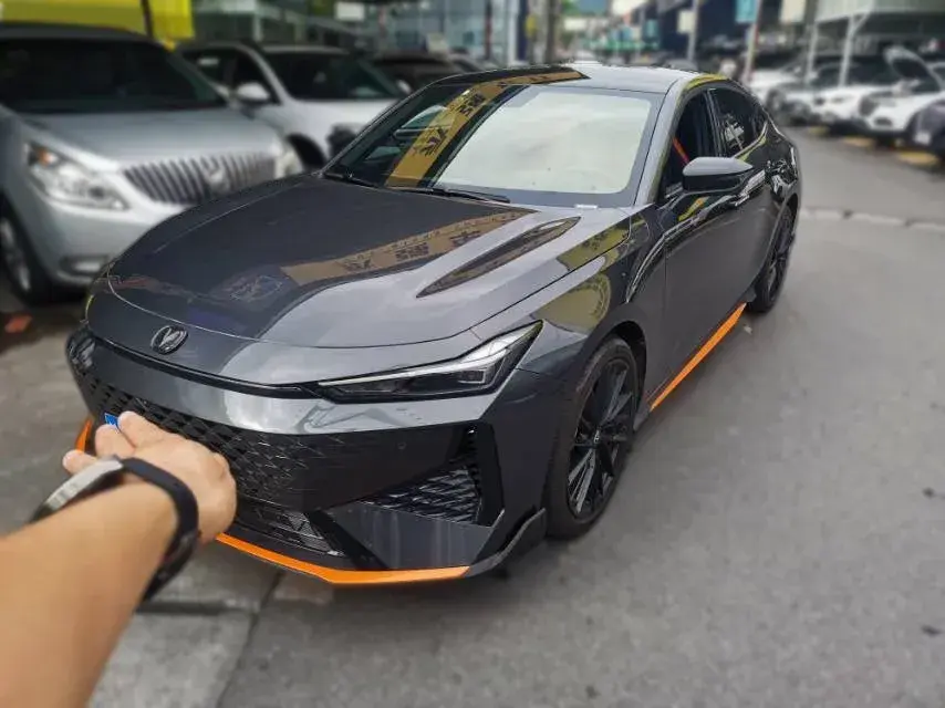 2024 ChangAn UNI-V 1.5T 188HP L4 7DCT