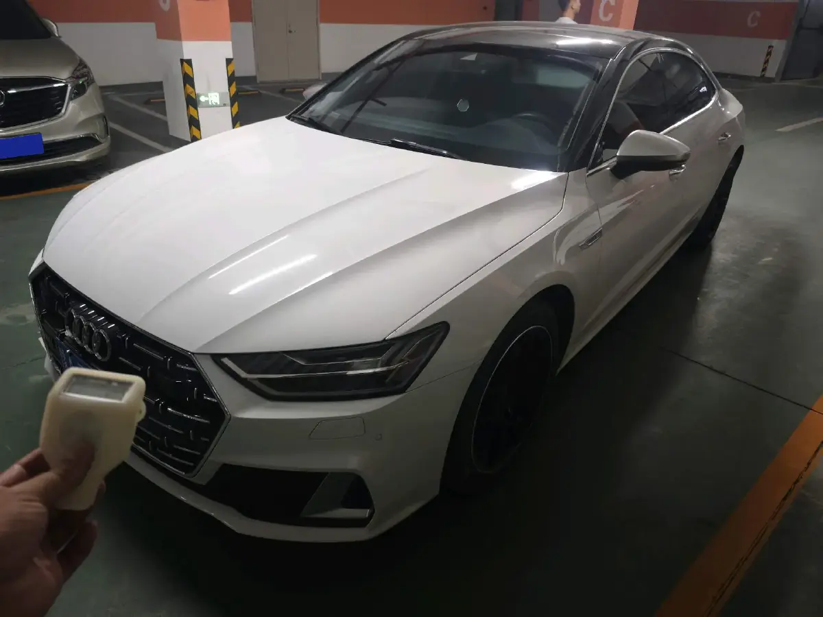 2022 Audi A7L 2.0T 245HP L4 7DCT