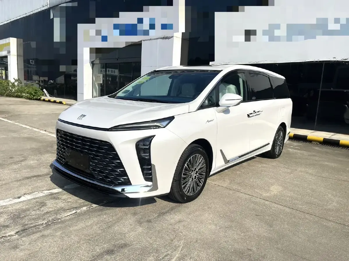 2024 Buick GL8 1.5T 180HP L4 2DHT PHEV 24.4KWH